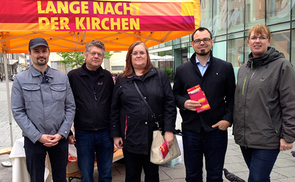 Lehrvikar Mag. Gernot Mischitz, Pfarrer Mag. Josef Prinz (beide evangelisch AB), Ökumenereferentin Mag. Helga Schwarzinger (röm.-kath.), Pastor Mag. Martin Siegrist (evangelisch-methodistisch), Dr. Monika Udeani (röm.-kath.)